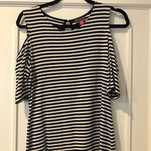 Vince Camuto Striped Cold-Shoulder Top M